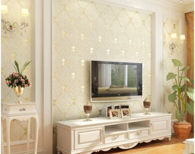 How to decorate your living room with wallpaper