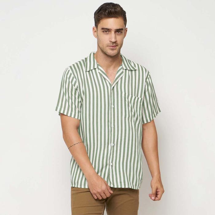 Men's evergreen dress shirt