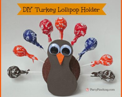 How to make a wopoden turkey lollipop decoration